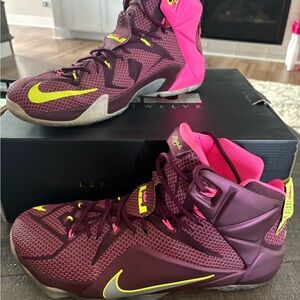 Nike LeBron XII Sneakers Merlot